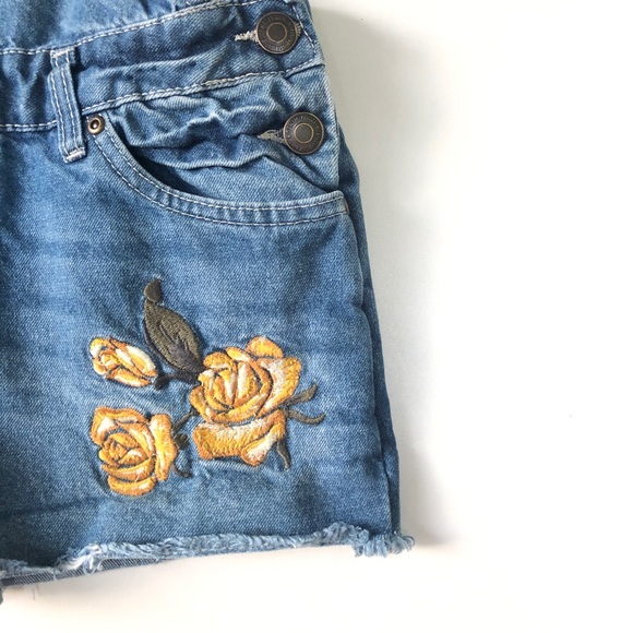Bluenotes Overall Shorts Rose Embroidery Small - Picture 2 of 9